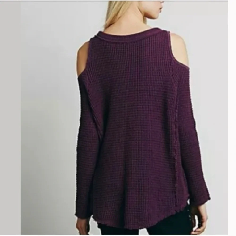 Free People Sunrise Pullover Sweater With Cutouts - Picture 2 of 10